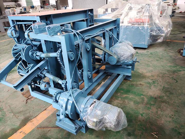 log debarking machine with motor